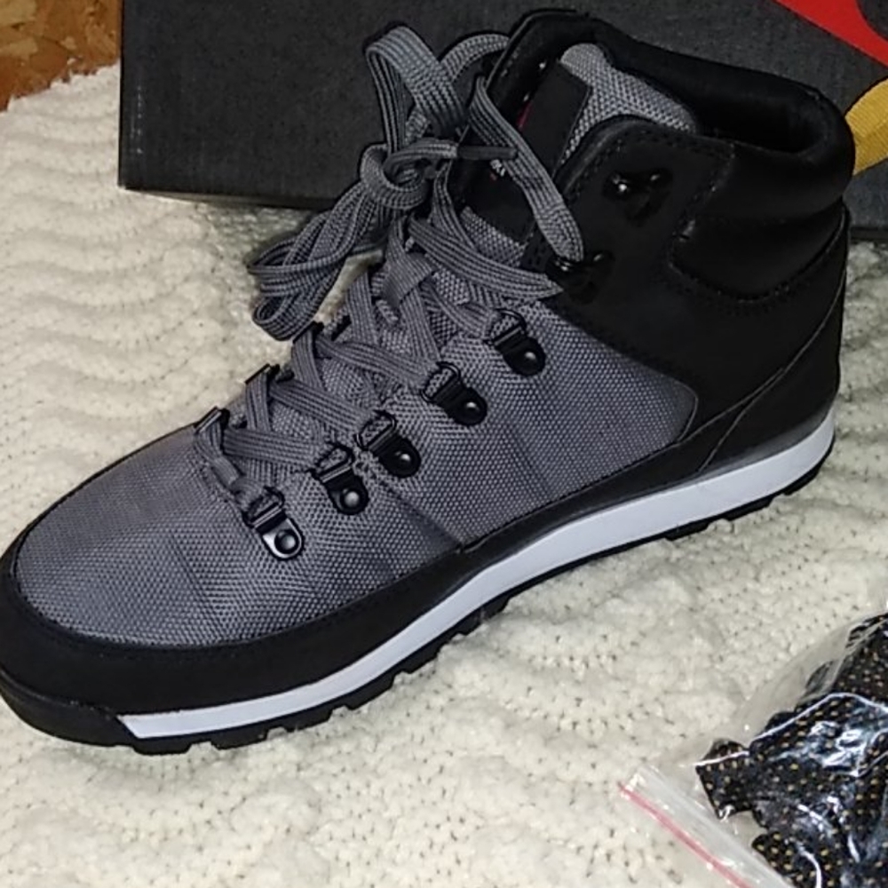 Gerry hiking boots
